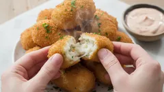 Rýžové krokety: jednoduchý recept, který si zamilují děti i dospělí. Budete překvapeni